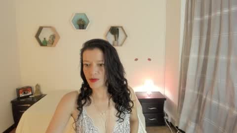 Paloma  online show from February 21, 2026, 8:43 pm