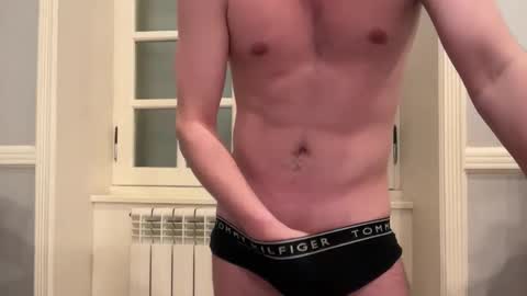 Paluscaz online show from December 4, 2025, 12:20 am