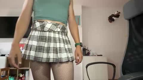 Snapshot of pam_florescht chatting on September 22, 2025, 10:17 am lonely and curious online show from September 22, 2025, 10:17 am