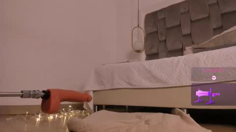 Pamela  online show from November 23, 2025, 8:08 pm