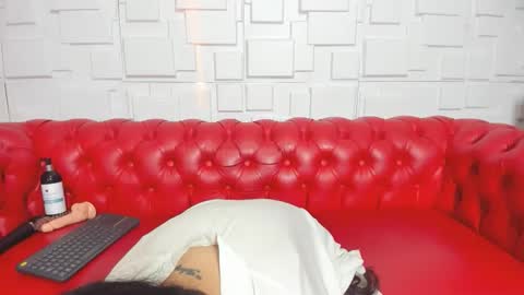 pamela_gaviria01 online show from November 29, 2025, 2:42 pm