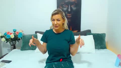 Snapshot of pamela_issy chatting on January 5, 2025, 10:10 am PAMEL ISSY online show from January 5, 2025, 10:10 am