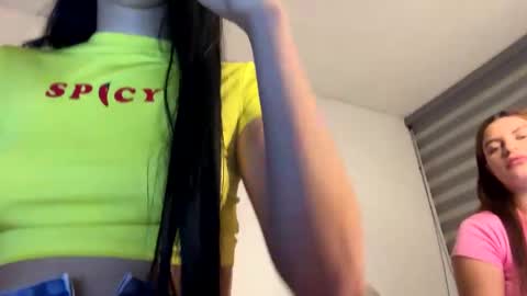 pamela_milleer online show from January 23, 2025, 2:33 am