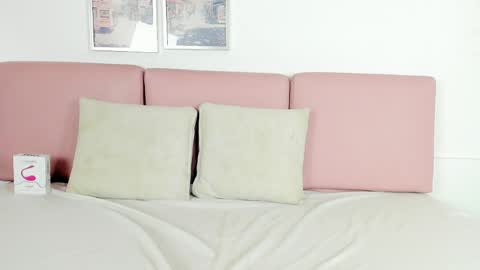 Pamela  online show from April 4, 2026, 8:28 pm