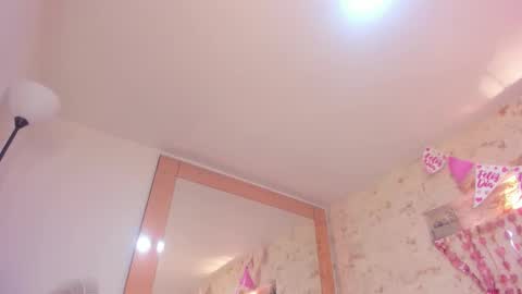 Snapshot of pamela_west chatting on February 12, 2026, 2:06 am Pamela West online show from February 12, 2026, 2:06 am