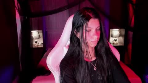 Snapshot of pamelaascott chatting on October 24, 2025, 10:00 am P A M online show from October 24, 2025, 10:00 am