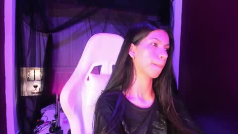 Snapshot of pamelaascott chatting on November 7, 2025, 11:21 am P A M online show from November 7, 2025, 11:21 am