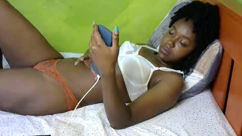 Snapshot of pamelacreed7 chatting on December 6, 2024, 5:20 am pamela online show from December 6, 2024, 5:20 am