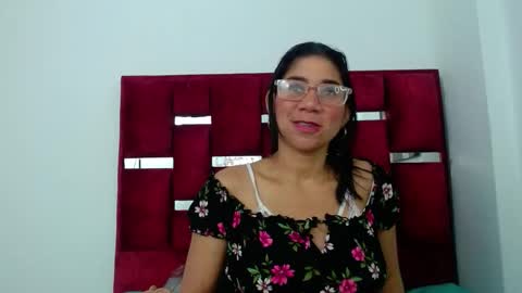 pamelacruzthx online show from October 2, 2025, 12:23 pm
