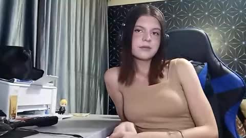 Pamela online show from October 8, 2025, 1:20 pm