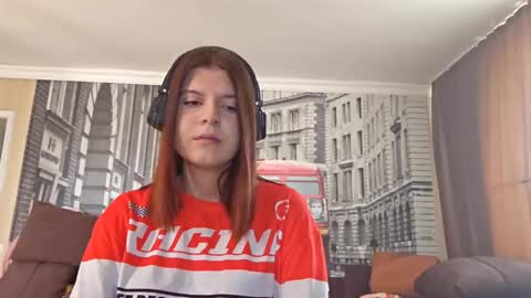 Pamela online show from October 17, 2025, 5:21 am