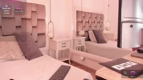 Snapshot of pamelamendez_ chatting on November 20, 2025, 3:39 am Pamela online show from November 20, 2025, 3:39 am