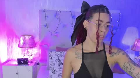 TELL ME PAMELLA AND GIVE ME A GOOD GRADE ITS IMPORTANT online show from October 23, 2025, 1:32 pm