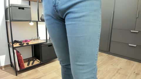 pampersandspanking online show from February 28, 2026, 6:09 pm