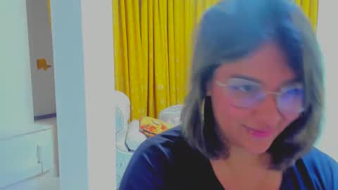 Snapshot of pandoracherry chatting on January 4, 2025, 3:40 am Pandora online show from January 4, 2025, 3:40 am