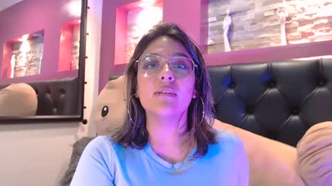 Snapshot of pandoracherry chatting on February 7, 2025, 4:06 am Pandora online show from February 7, 2025, 4:06 am