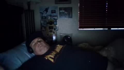 Snapshot of panos678442 chatting on December 16, 2025, 1:27 pm panos online show from December 16, 2025, 1:27 pm