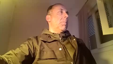 pansak1973 online show from February 27, 2025, 9:11 am