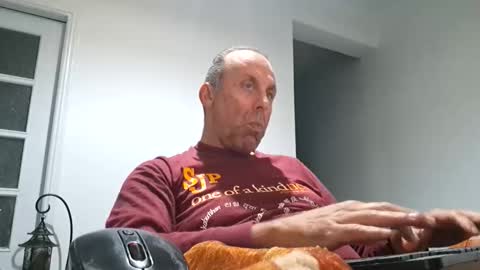 pansak1973 online show from November 14, 2025, 9:46 pm