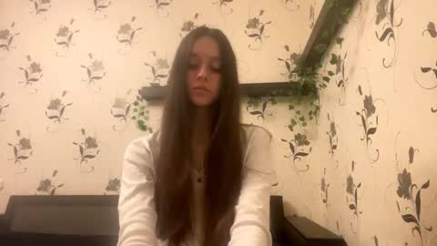 Snapshot of pantease_ chatting on September 10, 2025, 9:26 pm Kate online show from September 10, 2025, 9:26 pm