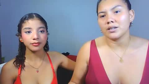 Snapshot of pao2helena chatting on February 1, 2026, 5:39 am pao2helena online show from February 1, 2026, 5:39 am