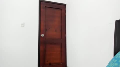 paoguerrax354 online show from February 24, 2025, 4:15 pm