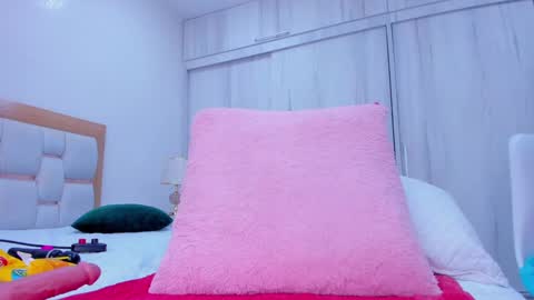 Paola  online show from December 23, 2024, 9:18 pm