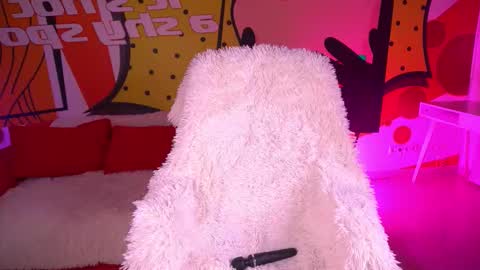 Lia online show from March 26, 2026, 3:39 pm