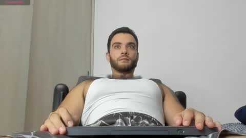 Snapshot of paolo_hanma chatting on September 20, 2025, 1:28 am Paolo online show from September 20, 2025, 1:28 am