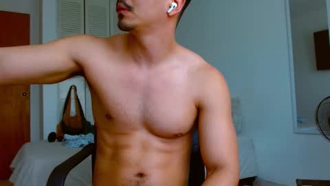 paolo_savanna online show from November 8, 2025, 6:29 pm