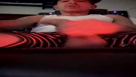 Snapshot of papaboner_foryourpleasure chatting on July 10, 2026, 1:43 am PapaBoner online show from July 10, 2026, 1:43 am