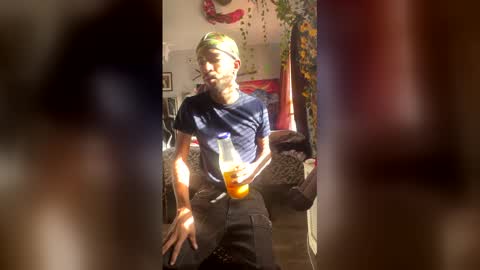 Snapshot of papian0 chatting on November 24, 2025, 5:56 pm papian0 online show from November 24, 2025, 5:56 pm