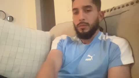 papicubano_guapo23cm online show from October 29, 2025, 4:48 am