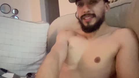 papicubano_guapo23cm online show from February 3, 2026, 6:22 am