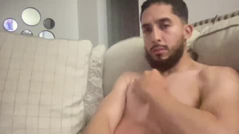 papicubano_guapo23cm online show from May 20, 2026, 7:58 am