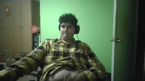 Papito online show from May 10, 2026, 11:54 pm