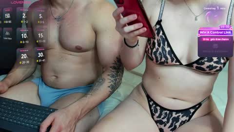 pareja_veda online show from December 27, 2024, 10:01 am