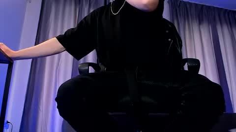 Paris online show from April 9, 2026, 6:19 am