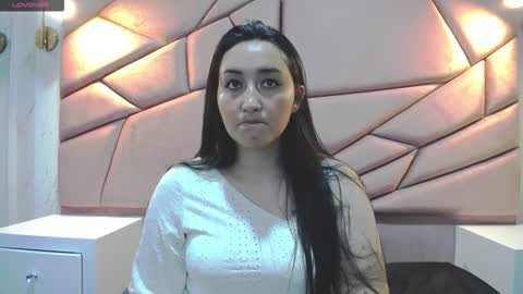 kitty online show from November 26, 2025, 8:15 am