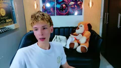 Snapshot of park_jimin1 chatting on September 9, 2025, 11:54 am park_jimin1 online show from September 9, 2025, 11:54 am