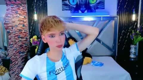 Snapshot of park_jimin1 chatting on September 13, 2025, 2:44 am park_jimin1 online show from September 13, 2025, 2:44 am