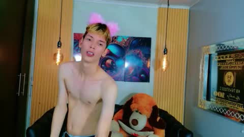 park_jimin1 online show from January 13, 2026, 4:34 pm