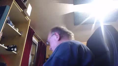 pascal88881 online show from October 22, 2025, 7:13 pm