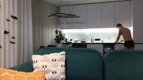 Pashka online show from October 28, 2025, 5:22 am