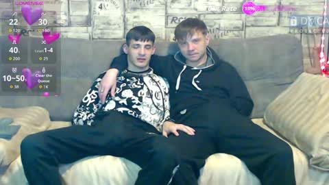Max tall dark-haired guy with tattoos and Phil blond-haired online show from May 21, 2026, 2:18 am