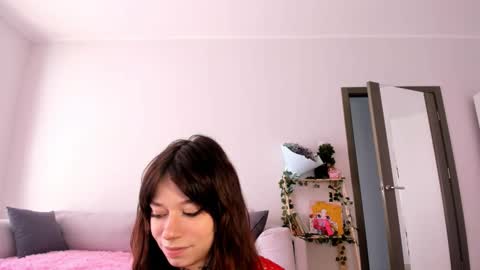 Bella online show from October 12, 2025, 3:16 am
