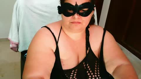 Snapshot of passionduo4 chatting on May 6, 2026, 12:10 pm PassionDuo4 online show from May 6, 2026, 12:10 pm