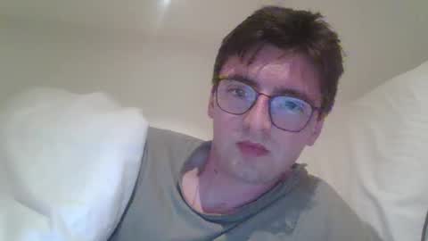 patat1996 online show from April 15, 2026, 3:02 am