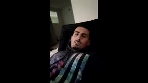 Snapshot of patheticloserbeta chatting on January 19, 2026, 2:32 pm patheticloserbeta online show from January 19, 2026, 2:32 pm