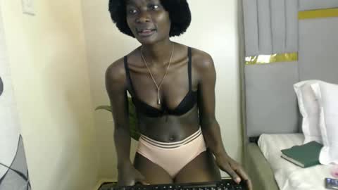 Snapshot of patie256 chatting on February 20, 2026, 11:11 am penny jagens online show from February 20, 2026, 11:11 am